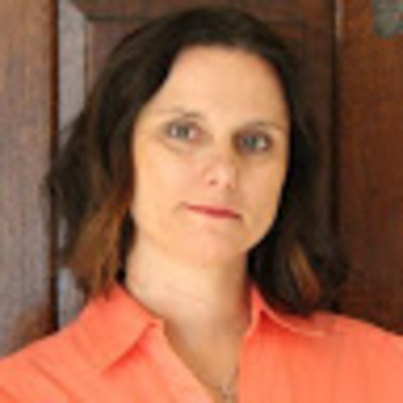 Meet your Posher, Joanne - Picture 1 of 1